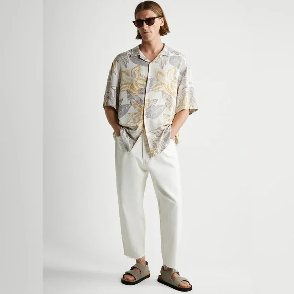 ZARA Linen Blend Leaf Printed Short Sleeve Shirt NWOT - Picture 2 of 10